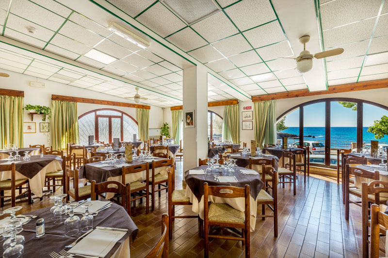The restaurant on the sea front